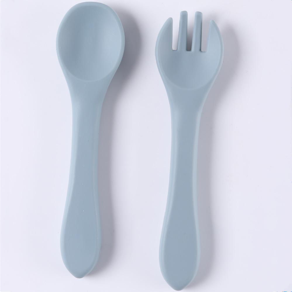 

Non-Toxic 2Pcs Mother And Baby Products Baby Spoon Baby Silicone Soft Spoon Water Feeding Children Tableware Complementary Spoon
