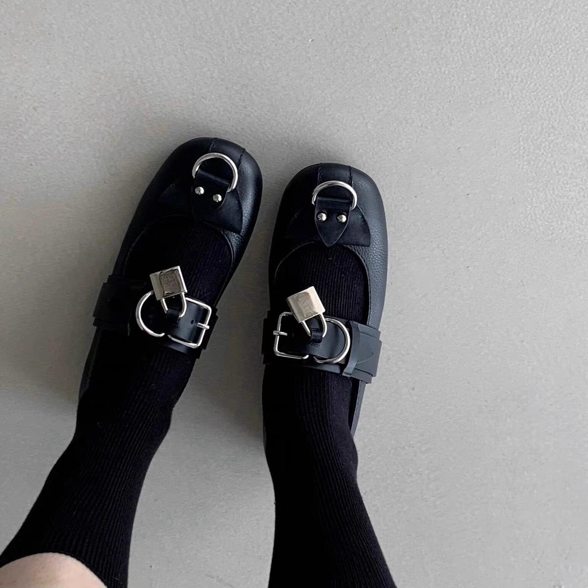 

Французские туфли-лодочки с круглым носком, универсальные, на плоской подошве, с металлической застежкой, модные туфли Мэри Джейн, балетки, лето 40