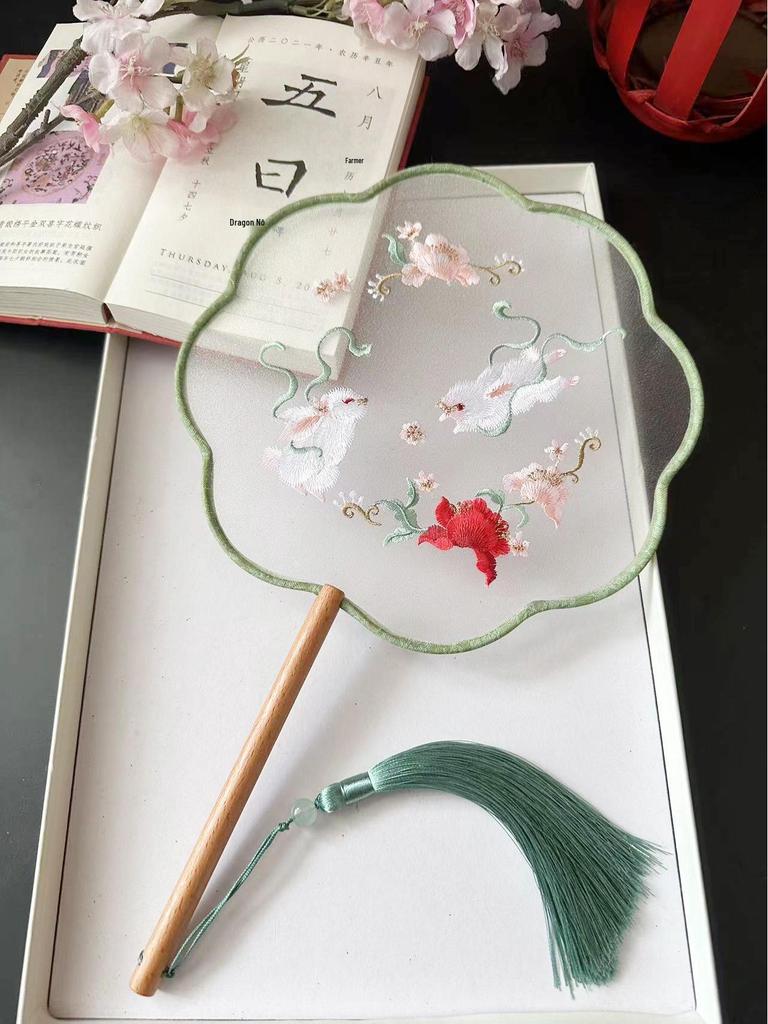 Ancient Style Chinese Embroidered Round Fan for Hanfu and Cheongsam