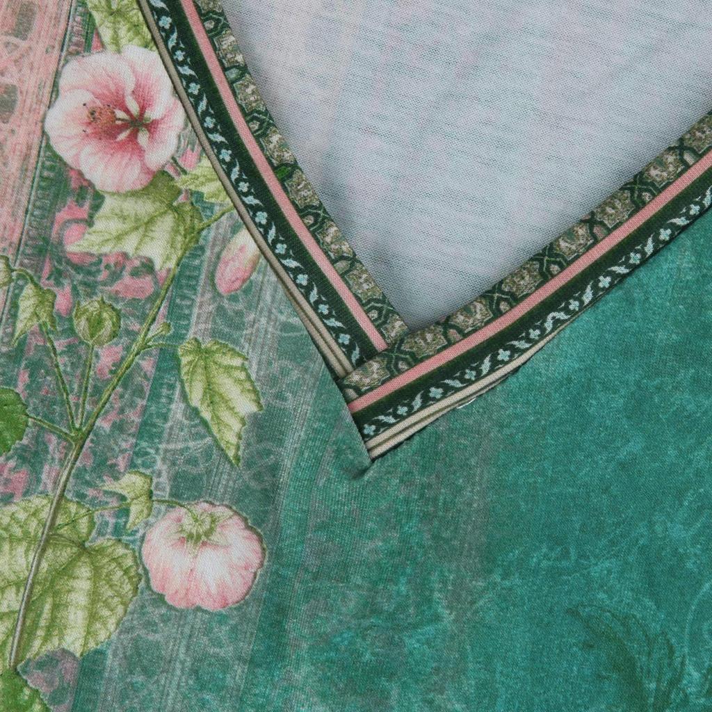 Women's Fashionable Loose Fitting Retro Ethnic Printed Casual V-neck Dress