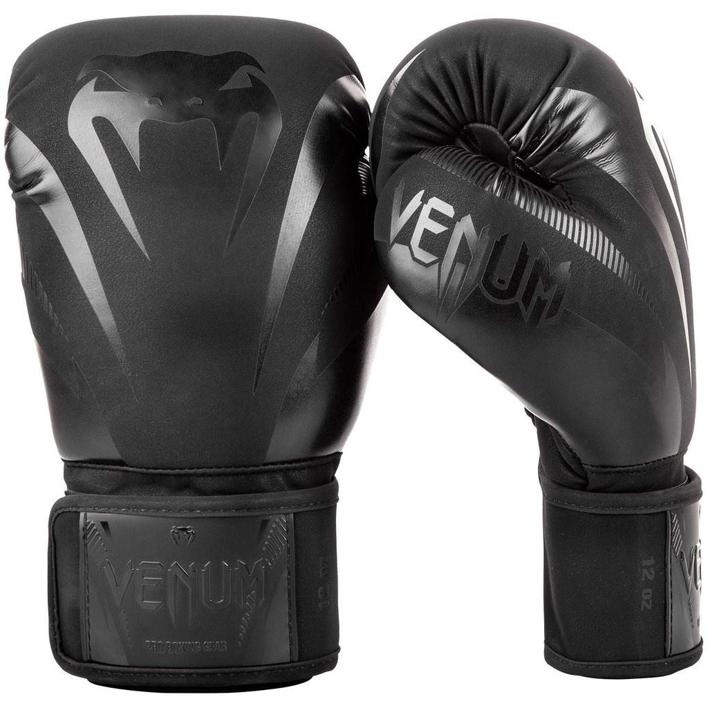 VENUM Impact Classic Boxing Gloves (Black/Black) (10oz)