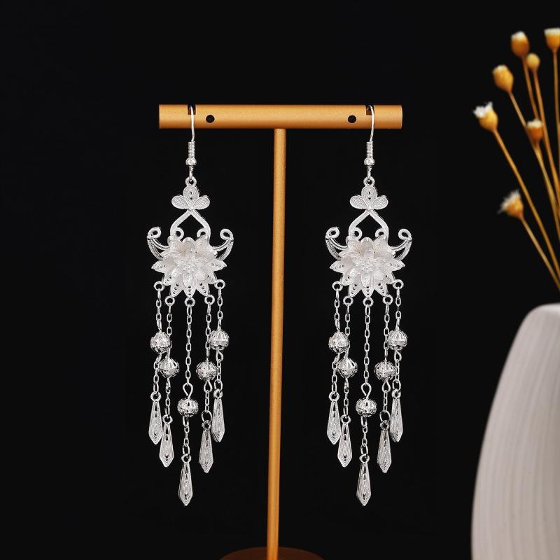 New Miao Long Tassel Minority Earrings, Light Luxury Miao Silver Exaggerated Fashion Temperament Earrings