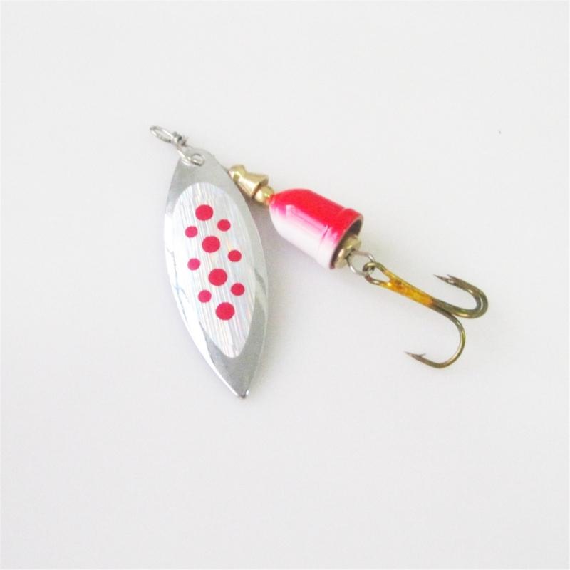 5Pcs Steel Treble Hook Spinner Baits Sequins Lures Set Spoon Fishing Spinner Swimbaits Set for Saltwater and Saltwater