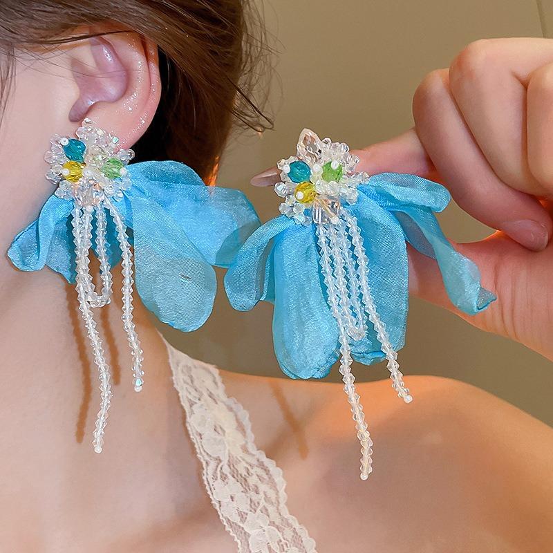 Dopamine petal mesh stud earrings new popular seaside vacation wind earrings exaggerated temperament versatile earrings wholesale