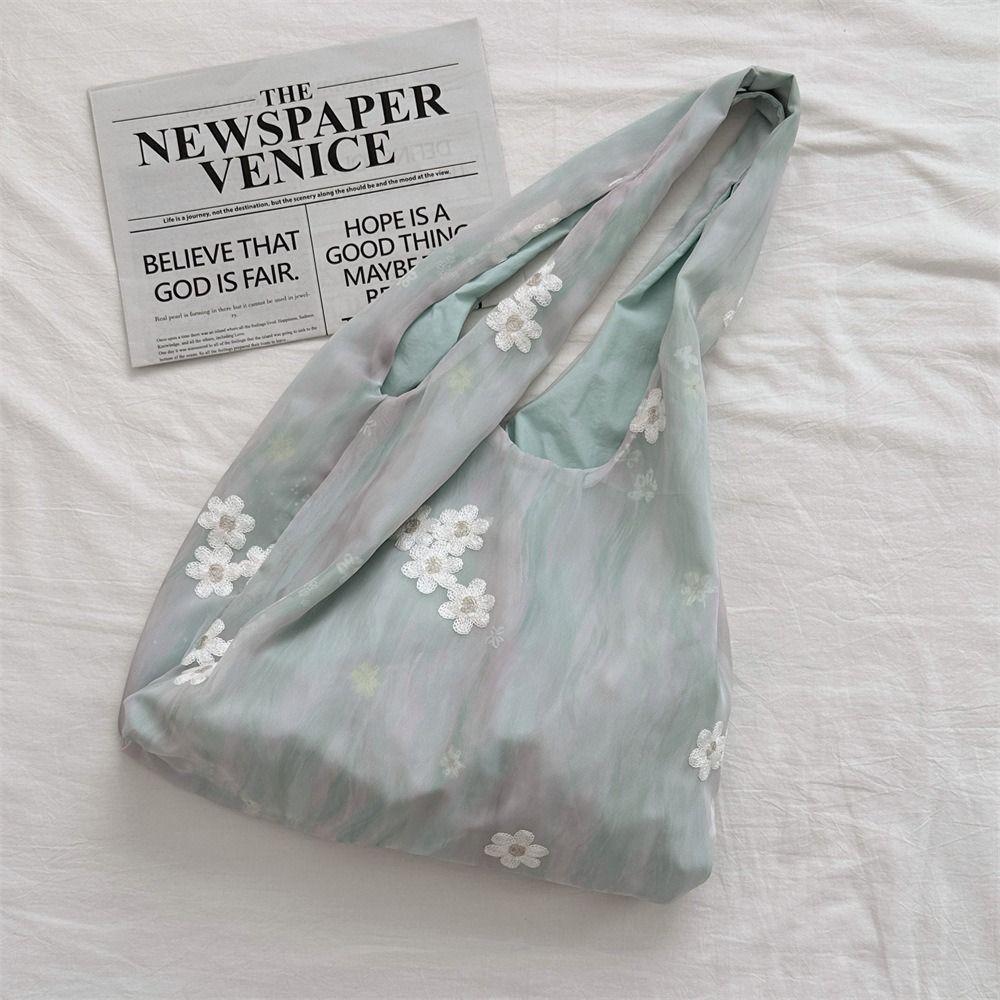Fresh Color Vacation Tote Bag Large Capacity Shoulder Bag Literary Flower Embroidery Vest Bag  Men
