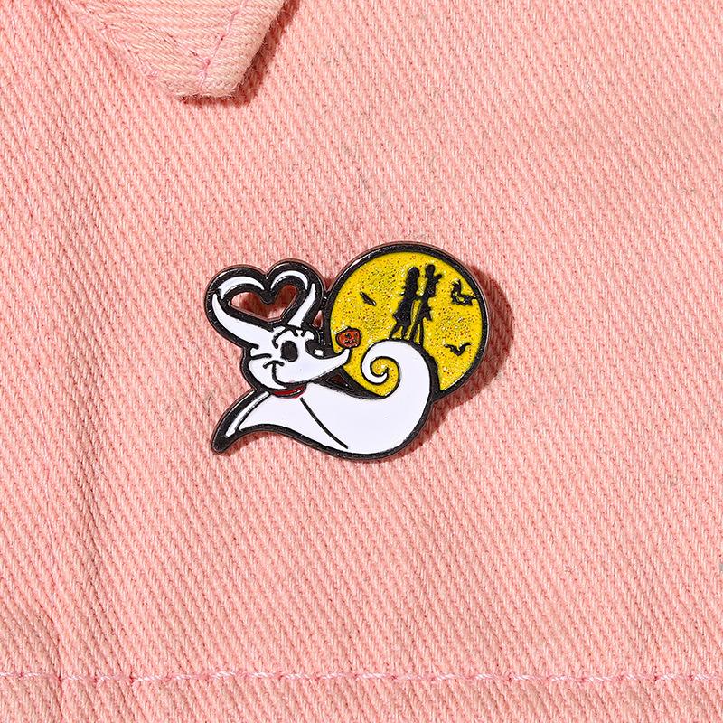 Metal Brooch Charming With Ghost And Pumpkin Love Story Ideal For Halloween Outfits