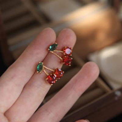 Ovocné náušnice Trendy náušnice s třešněmi Zvýrazňující Elegantní Vhodné pro nadšence do sladkého stylu a pro každodenní nošení