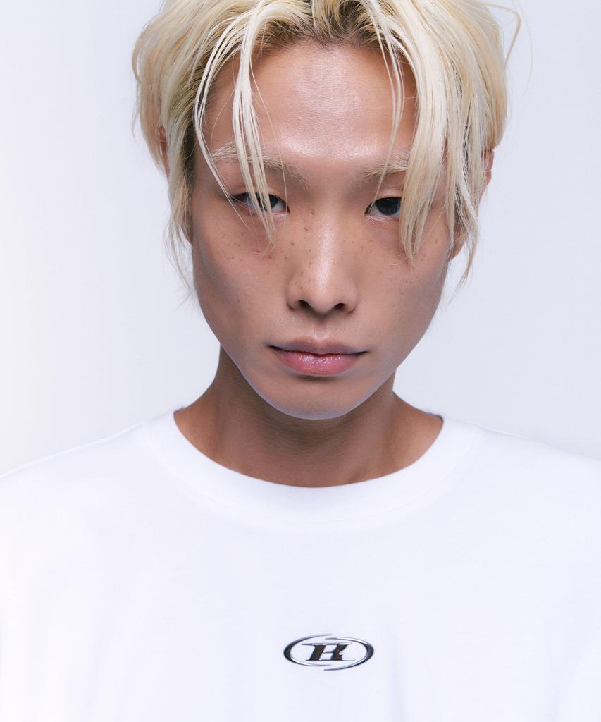BORN TO WIN Silver B Over Fit Longsleeve [White]
