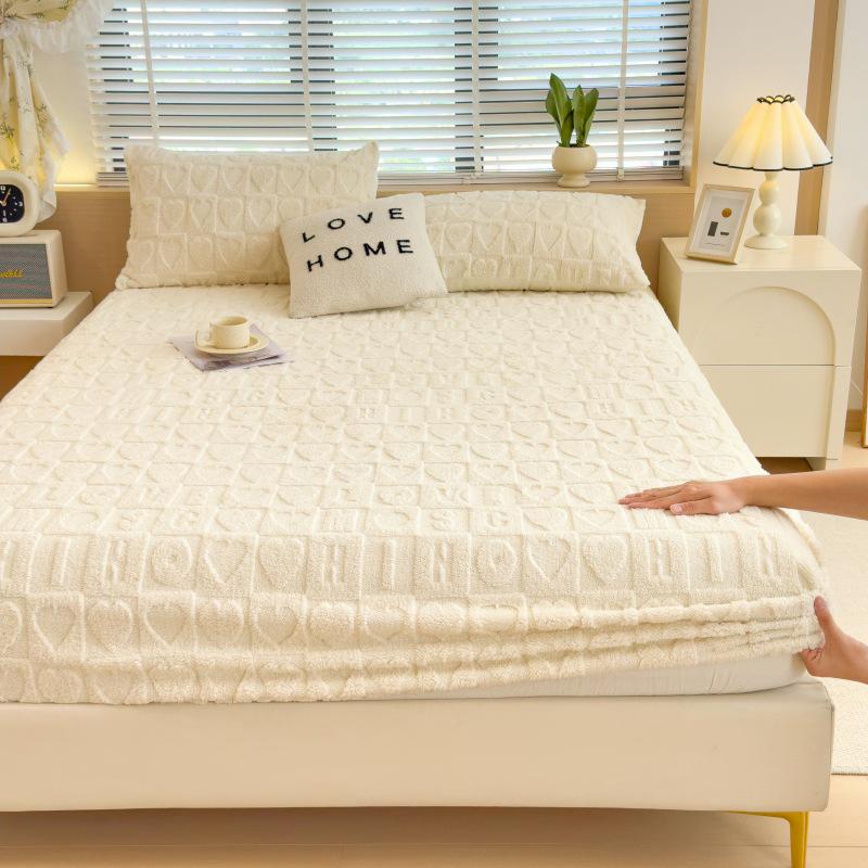 Thickened Winter Bed Cover: Non-slip Milk Velvet & Coral Flannel