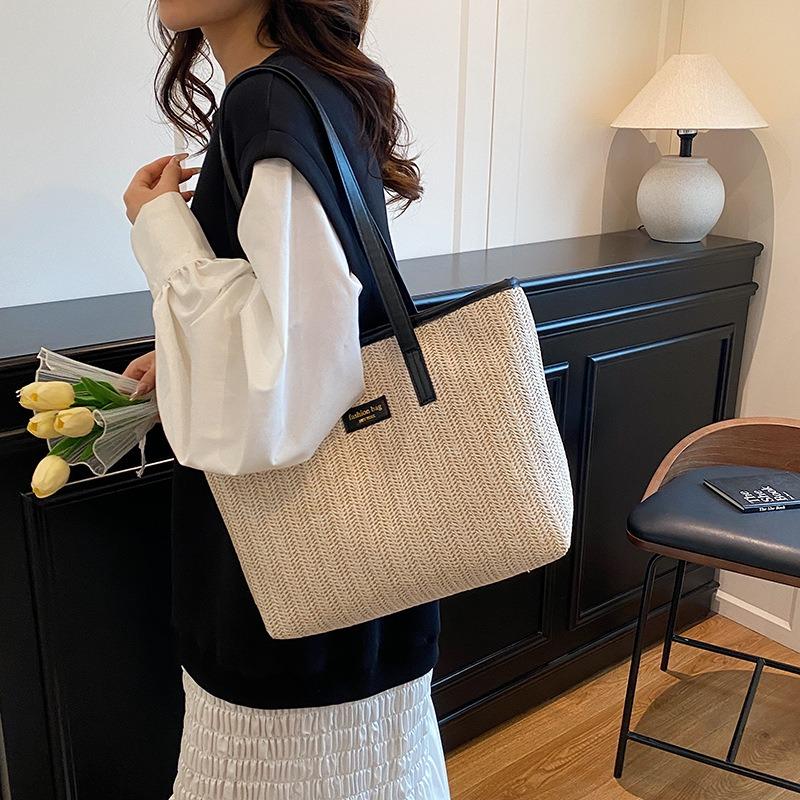 Weaving Casual Summer Commuter Textured Straw Large Capacity Fashion Shoulder Underarm Portable Tote Bag