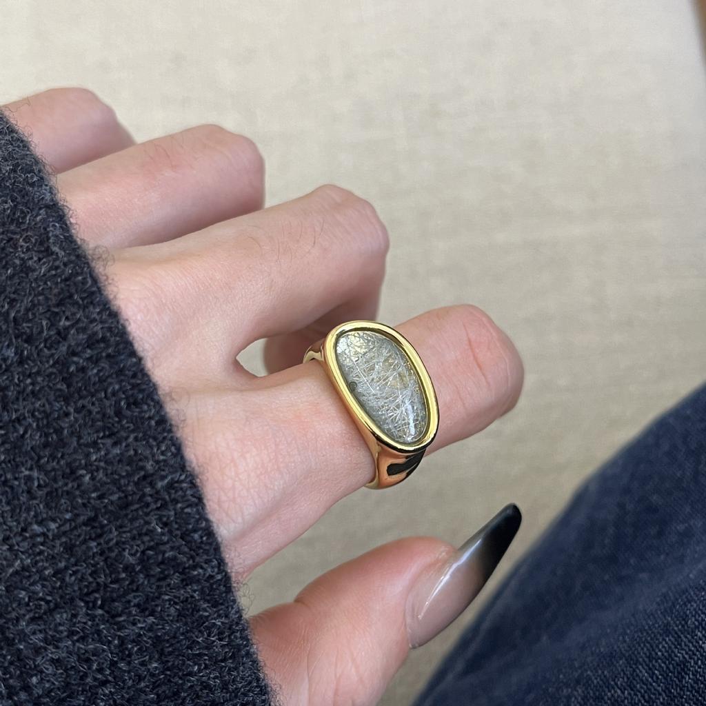 French Romantic Style Niche Design Temperament Blogger With High Sense Ring Retro Simple Resin Brown Ring