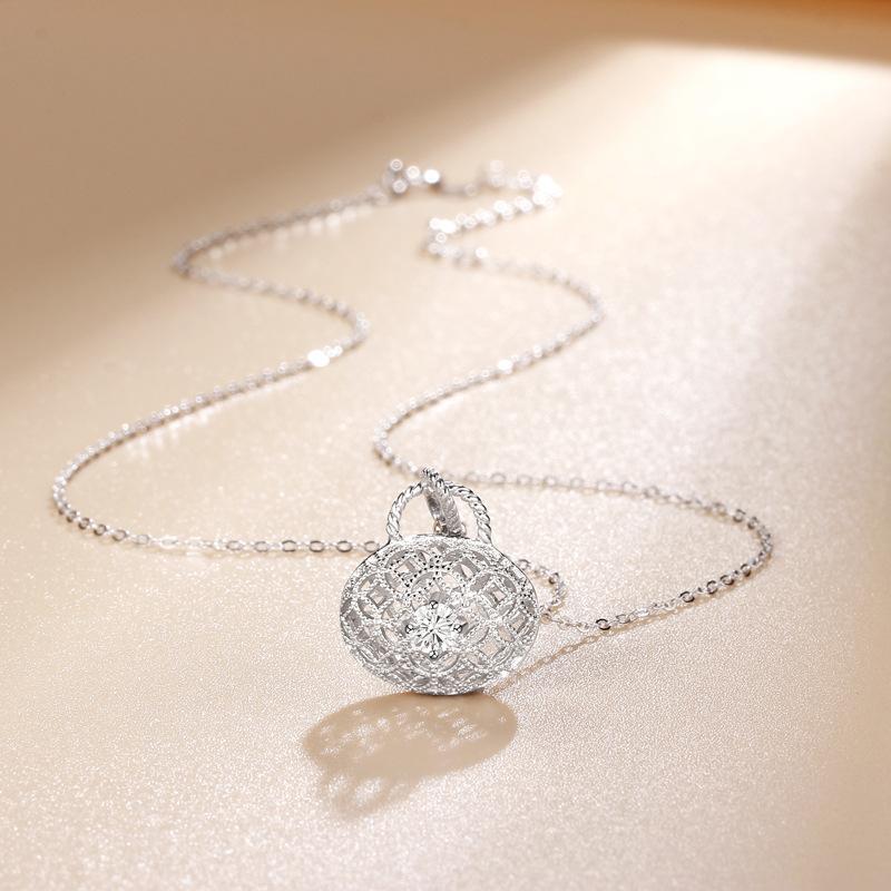 Japan and Korea fashion bag necklace women's simple niche temperament slightly inlaid with diamond handbag pendant collarbone chain