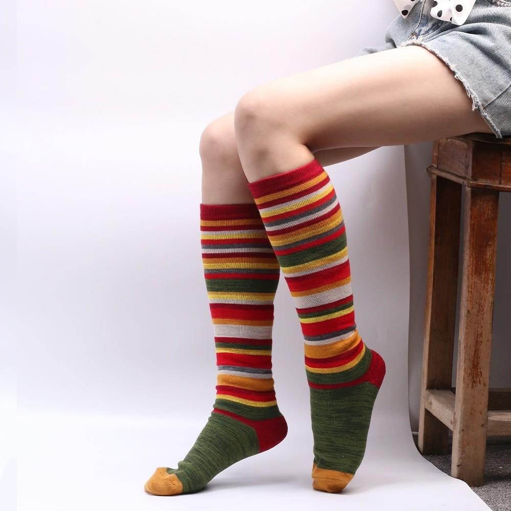 Baumwoll-Weihnachtsstrümpfe Bunt Gestreift Gestreifte Strümpfe Freizeit-Damensocken Für Frauen dunkelgrüne