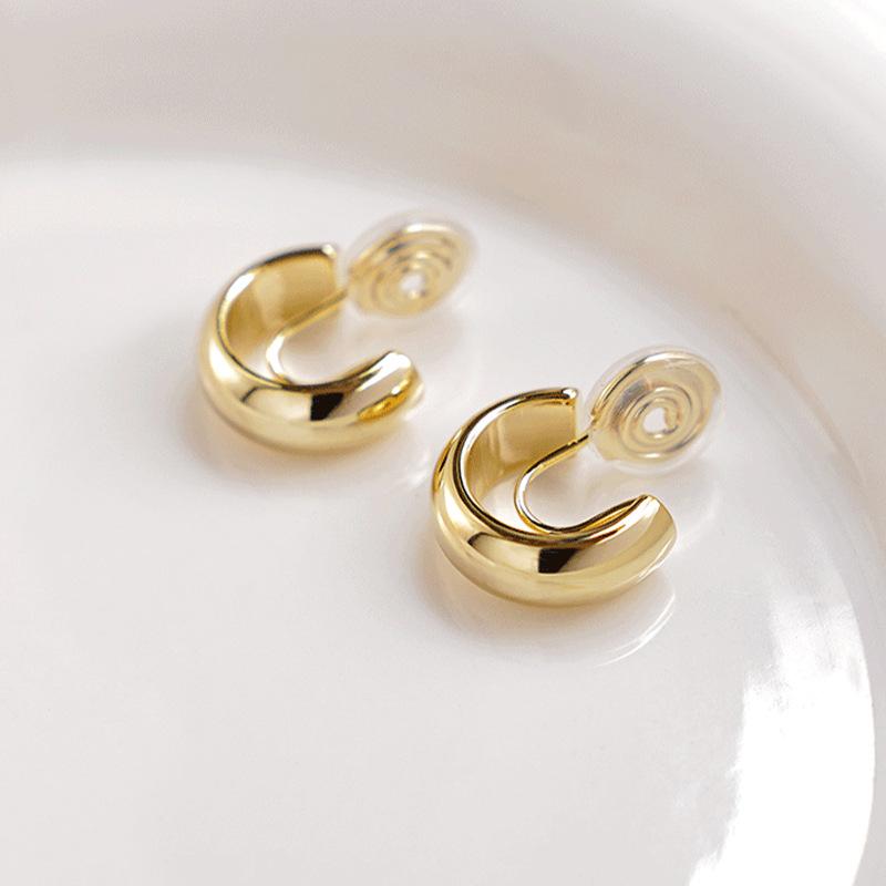 

Vintage Gold Color Minimalist C Shape Clip on Hoop Earrings Non Pierced Cute Earring for Women Party Charm Jewelry New
