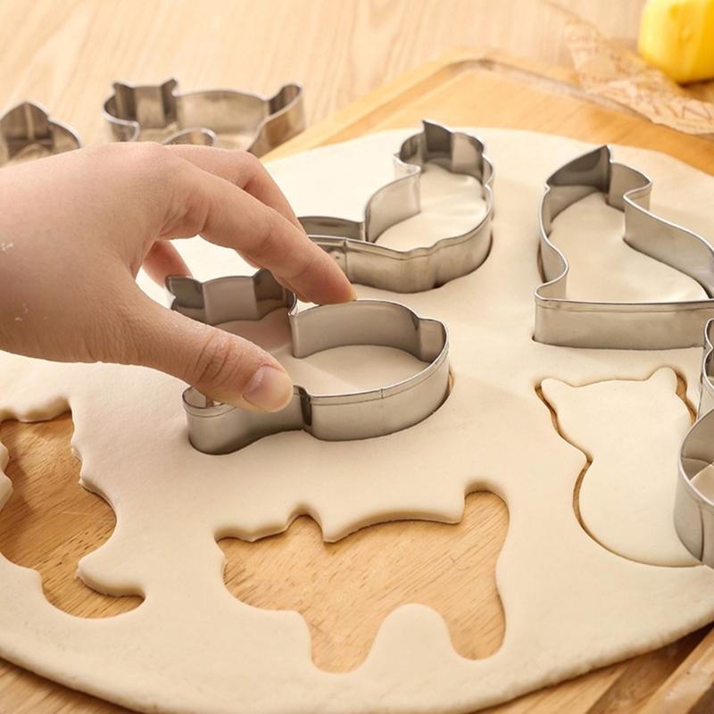 9Pcs Stainless Steels Biscuit Molds Dessert Cutters Cute Cats Cookie Cutters DIY Fondants Cake Molds Kitchen Pastries Bakewares