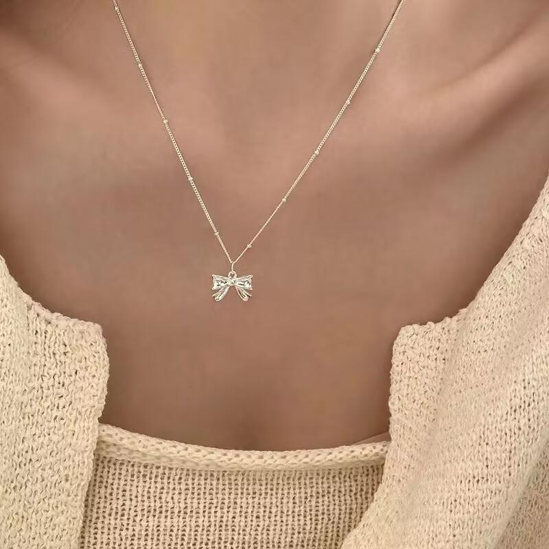 Light Luxury Fashion Niche Design Sense Bow Pendant Necklace Female Internet Celebrity Collarbone Chain