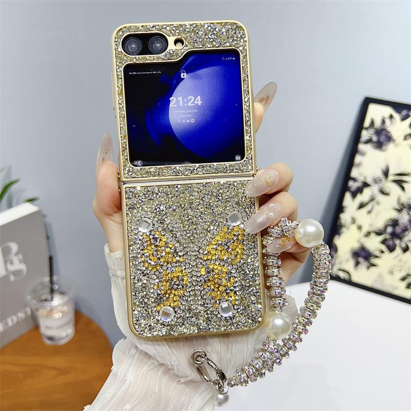 Tide Brand Glitter Is Suitable for Samsung ZFlip5 Mobile Phone Case, Folding Rhinestone Bow Zflip4/3 Portable Protective Case.