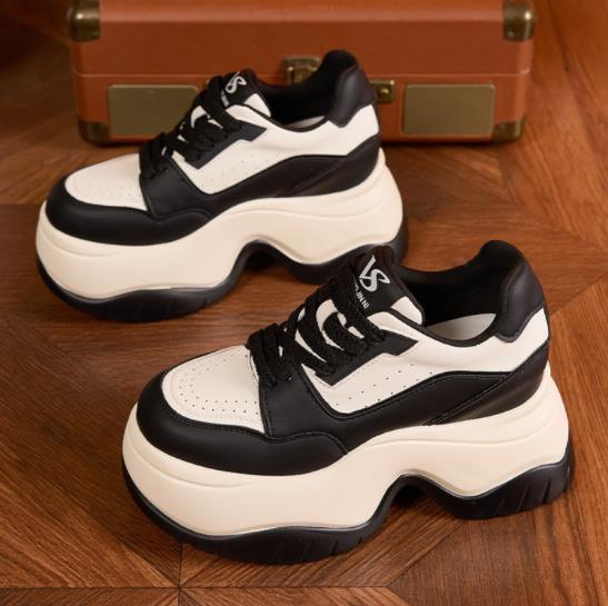 Fashion Women's Thick Bottom Platform Sneakers Soft Sole Sports Casual Shoes Versatile Heightening Shoes Autumn New Style White Sneakers