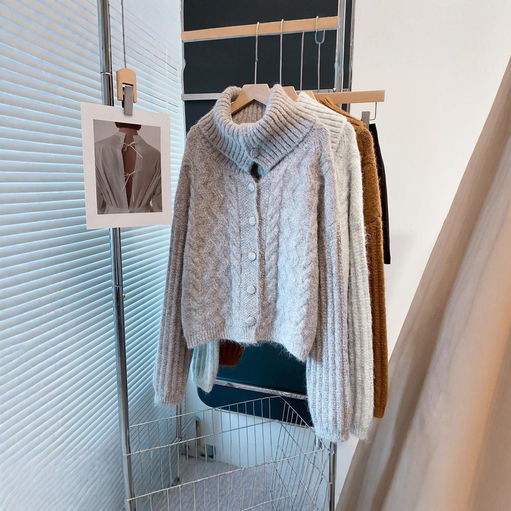 Women's High-Neck Sweater Coat - 2026 Autumn/Winter Loose Lapel Outerwear, Thick Knit Cardigan, Trendy Lazy Style