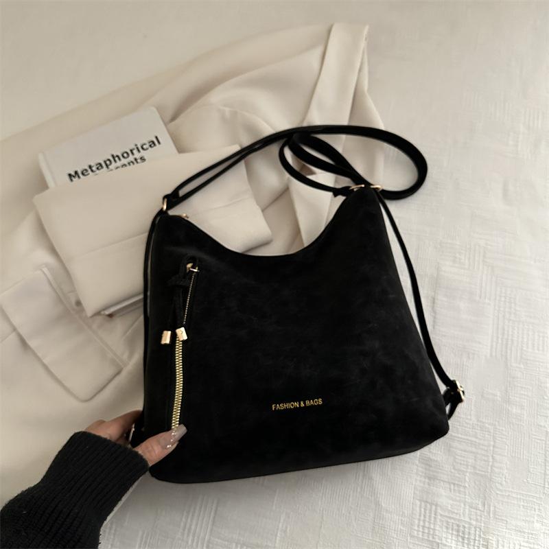 

Shoulder backpack women s new commuter underarm bag autumn popular college students after class backpack tote bag