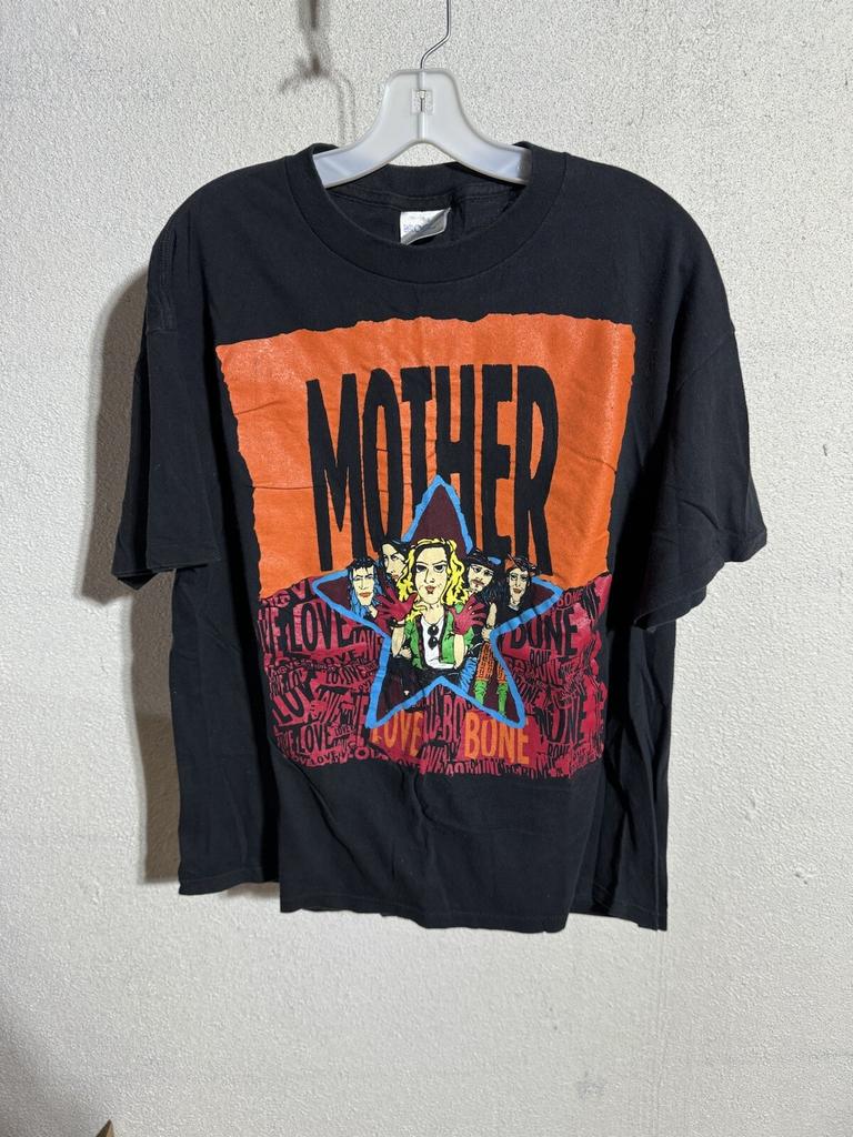 Vintage 1990 Mother Love Bone Apple T Shirt XL Soundgarden Pearl Jam Nirvana 90s Unisex T-Shirt