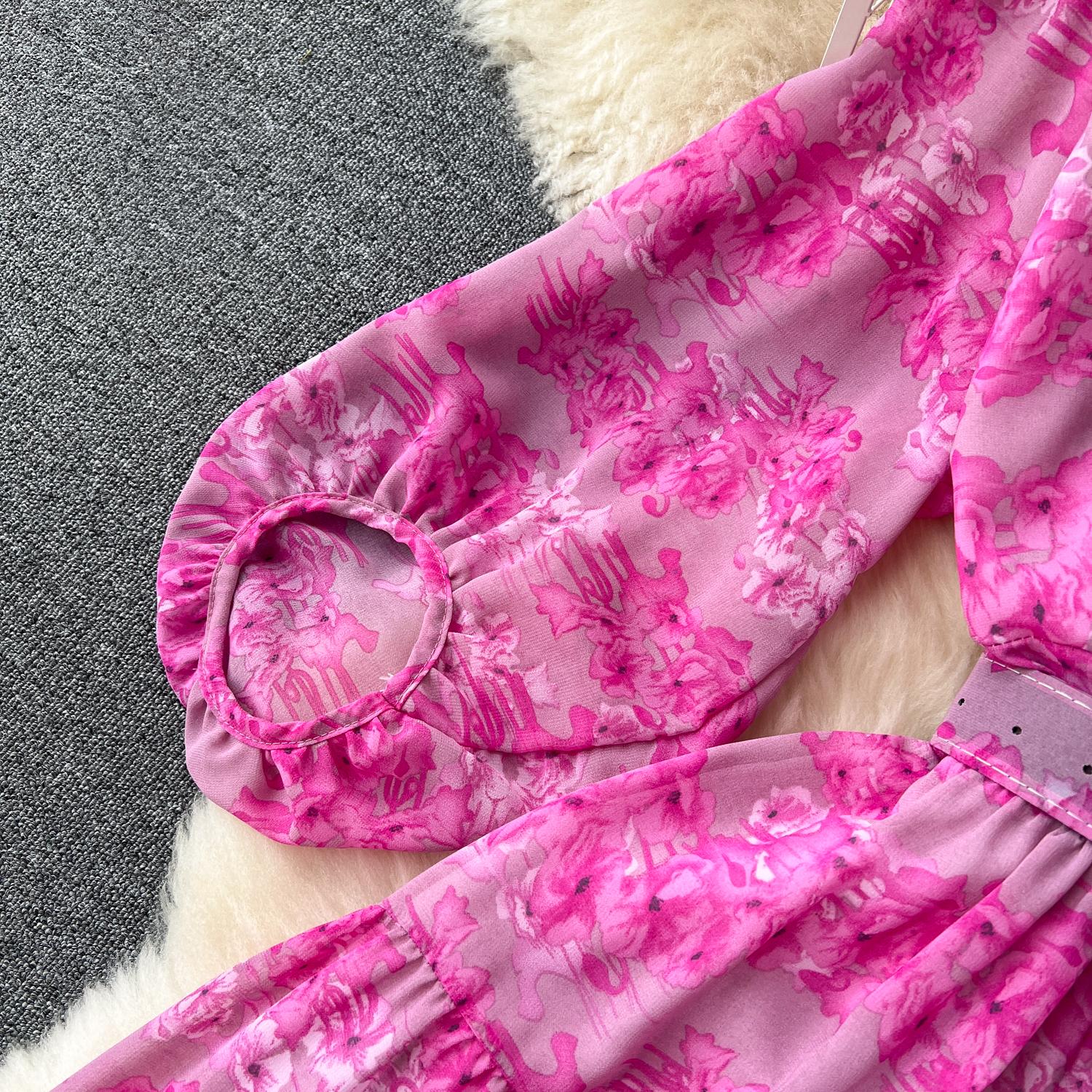 Осеннее винтажное женское платье миди с цветочным принтом — фото 11