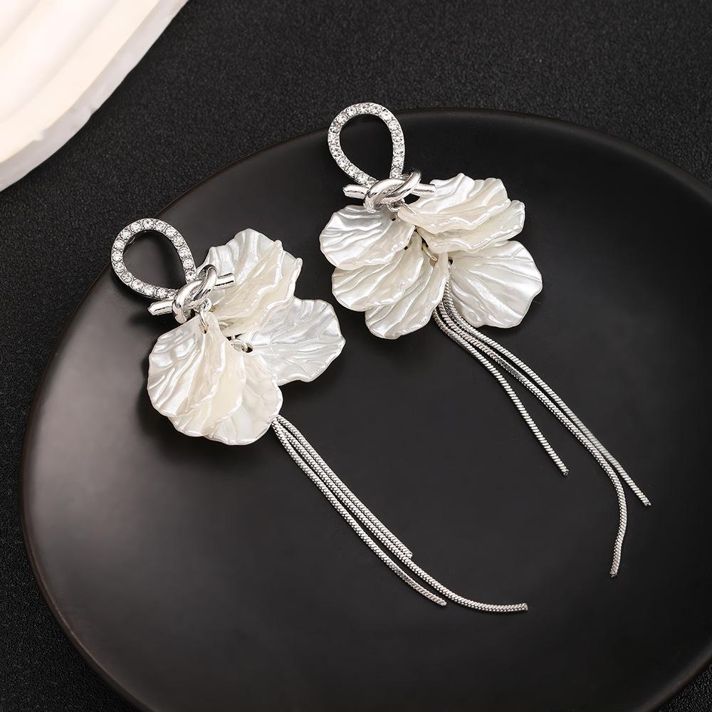Summer Vacation Wind Stud Earrings Super Fairy Long Petal Fringed Earrings Sweet Temperament Fresh Earrings
