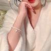 Double-layer pearl camellia bracelet light luxury bracelet elegant and versatile temperament niche jewelry wholesale