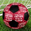 Fußball in Größe 5 mit Liverpool Football Club Thema, geeignet für Spiele drinnen und draußen, ein Geschenk für jeden geeignet.