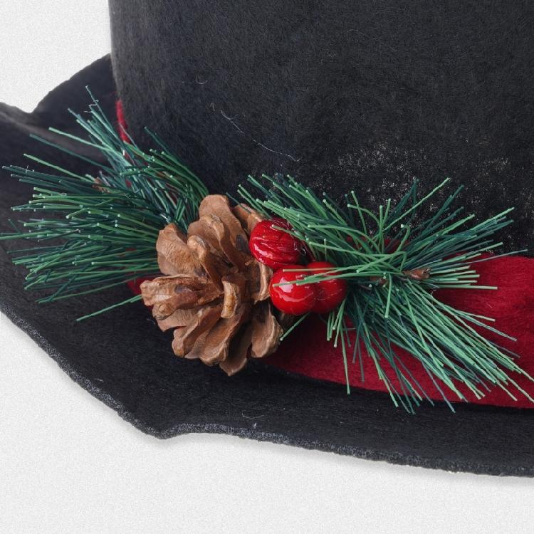 Classical Black or Red Christmas Tree Crowns Decoration Efficient Fabric Design Elevates Seasonal Celebration Style