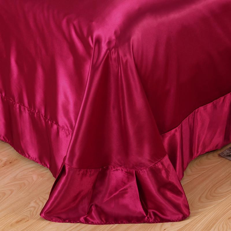 Red Wedding Four-Piece Set: Imitation Mulberry Silk Duvet Cover and Bed Sheet in Solid Color, Double Size, Faux Tencel Tribute Satin.