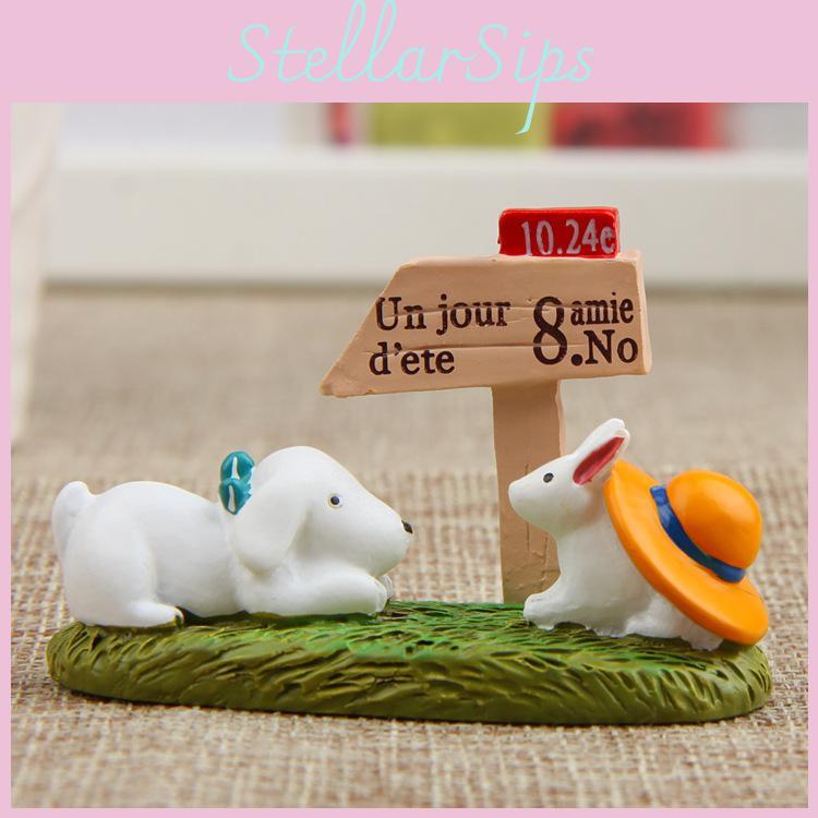 Resin Cartoon Garden Sign With Dog And Rabbit Design For Plant Marking And Gift Giving