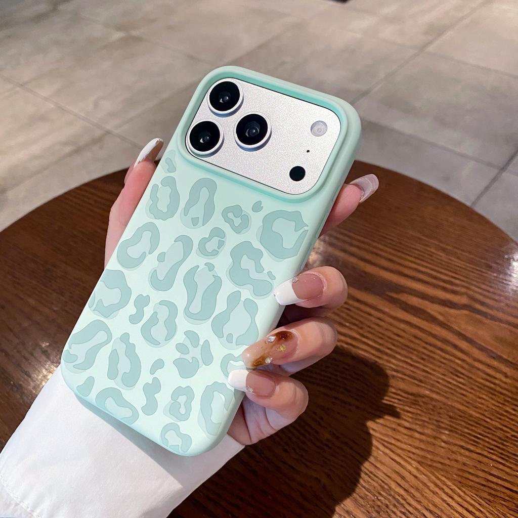 Liquid Silicone Leopard Print Soft Case For Apple iPhone 17 Air 16Pro 15 14Plus 13 Pro Max 16ProMax Protection Cover Shockproof Aesthetic Funda