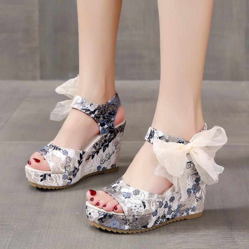 

Популярные кружевные женские туфли для отдыха на танкетке, женская обувь на каблуке, летние сандалии, вечерние женские туфли на высоком каблуке на платформе 42 белый