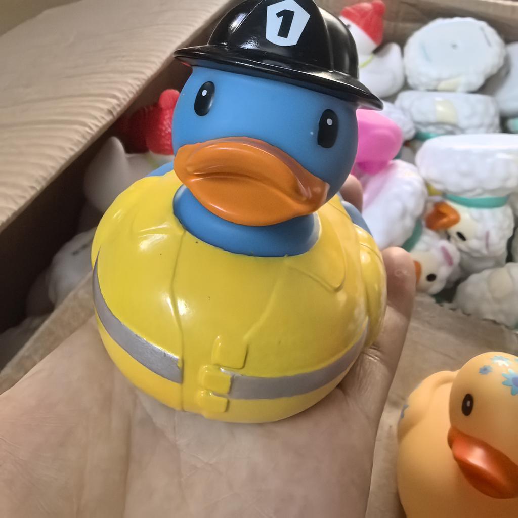 1pcs 8cm Original High Quality Rubber Duck Assorted Duck Bath Toys Kids Shower Toy Gifts Baby Birthday Party Gifts Decorations