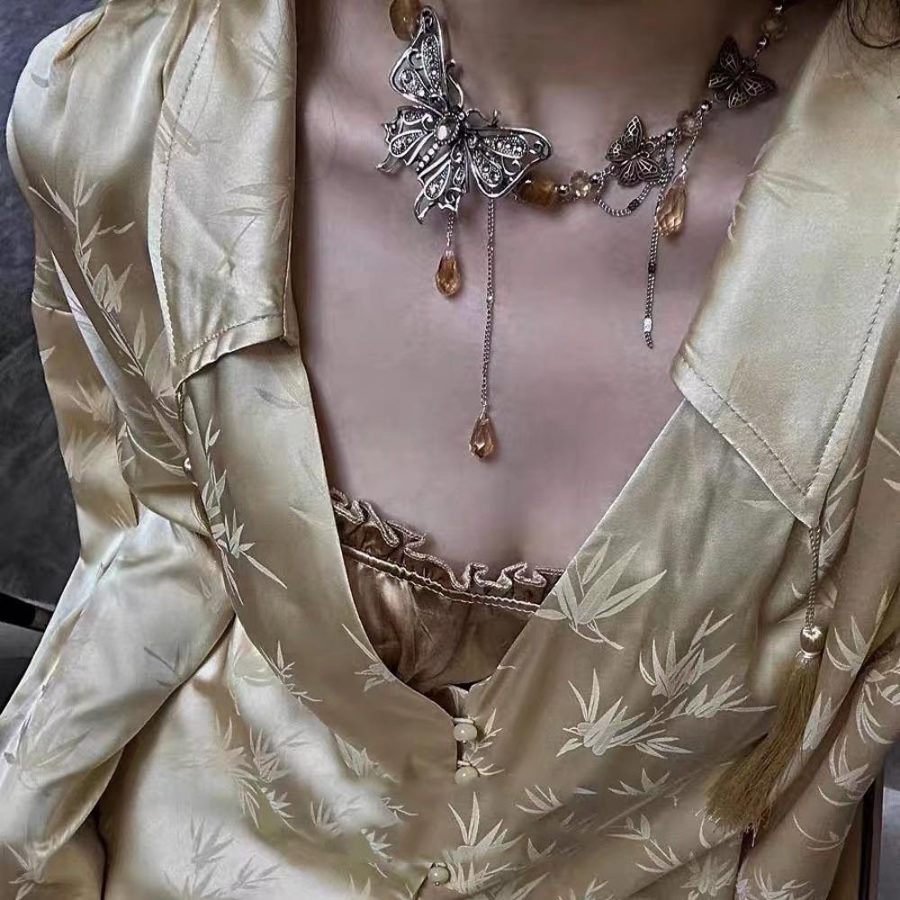 Temperament Exaggerated Inlay Zircon Hollowed-out Butterfly Water Drop Tassel Choker Necklace for Women Subculture Y2k Jewelry
