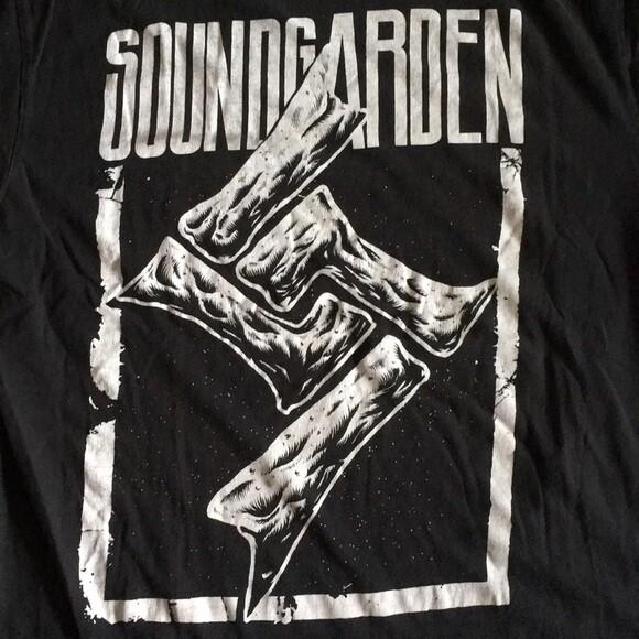 2011 Soundgarden Tour Black Men S-234XL Unisex T-Shirt XL