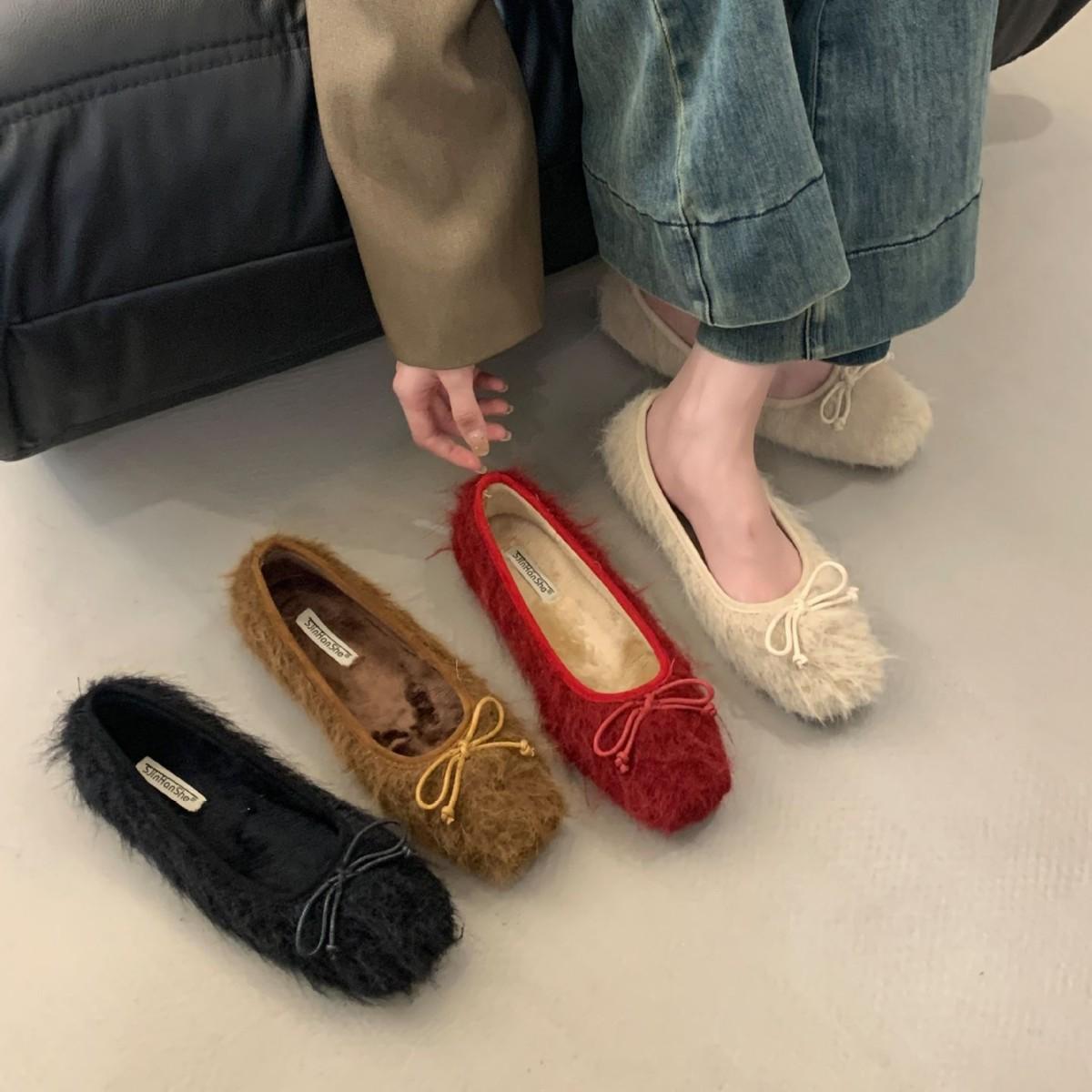 

2025 осень и зима новый квадратный носок норка пух плюш теплый бант балетная шапка женская одинарная обувь плоская подошва 39 красный