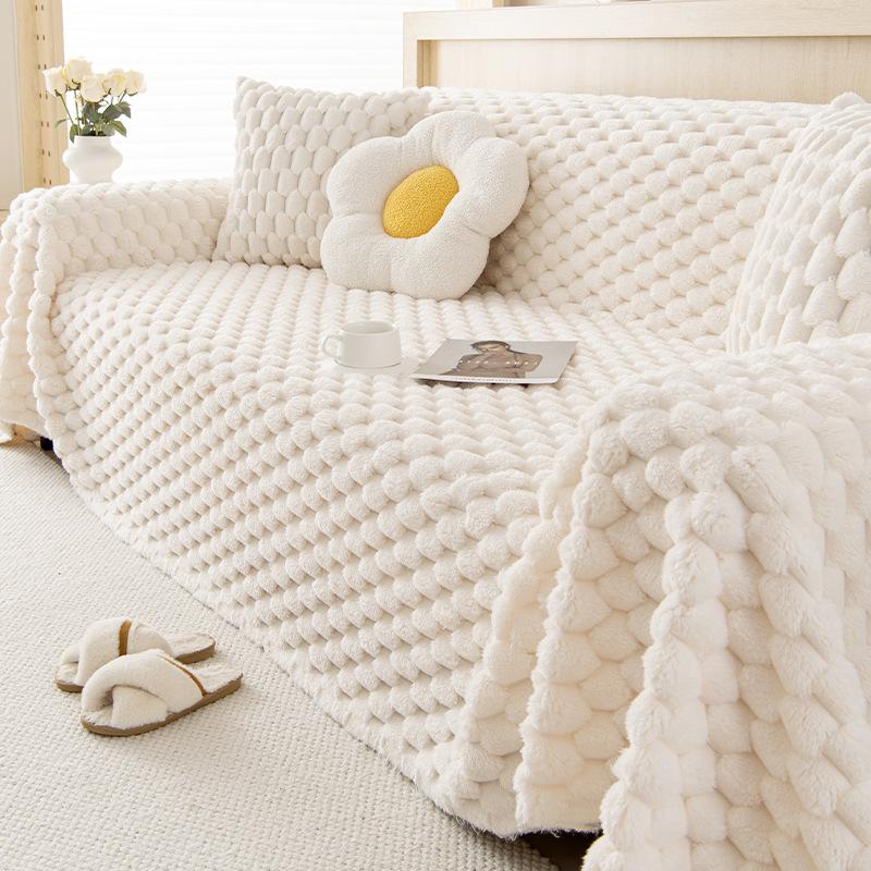 One Piece Sofa Cover with A Feeling of Cat Riding In Winter Simple and Thickened Plush Sofa Towel Winter Anti Slip Full Package Sofa Cover