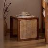 Multifunktionaler Hocker aus Massivholz und Rattan für den Haushalt, quadratisch, für Sofa, Eck-Nachttisch, kleine Wohnung, Schuhwechselhocker