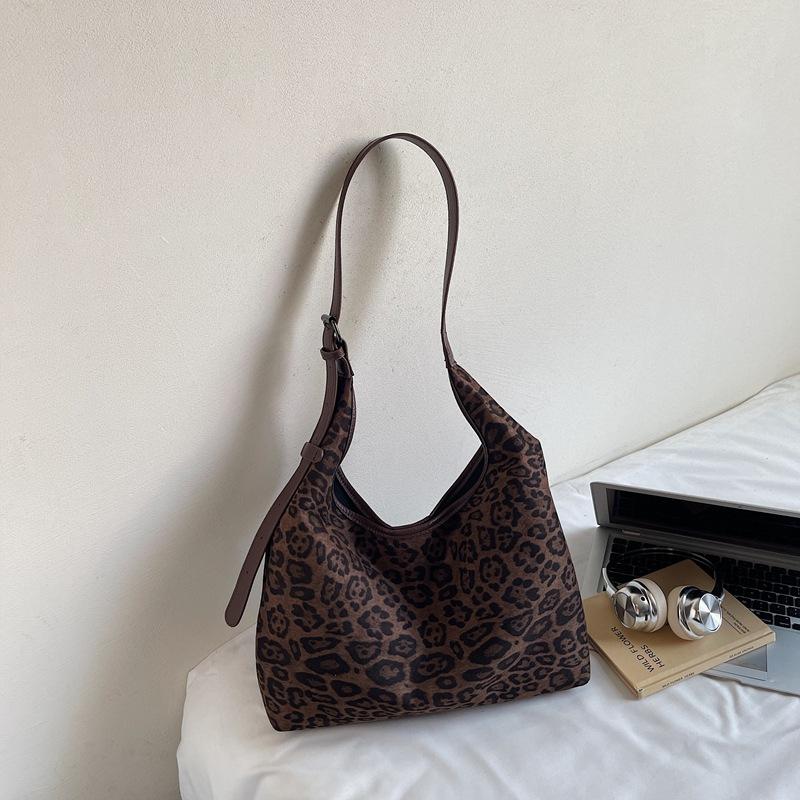 Korean Version Women's Bag Leopard Print Fashion Bag 2025 New Retro Shoulder Messenger Bag Popular Commuter Large-capacity Tote Bag