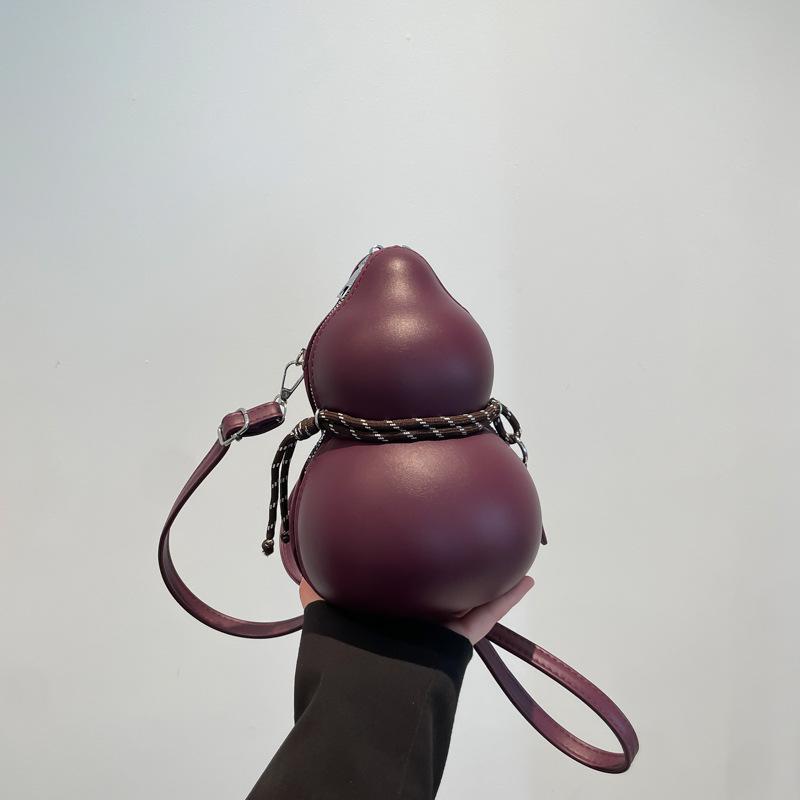 

Нишевый дизайн женских сумок, новые сумки-горлянки, модные тенденции, персонализированная простота, сумки через плечо, женские сумки-мессенджеры бордовый