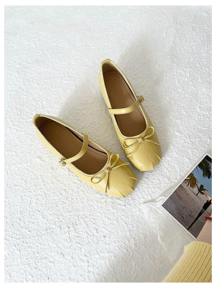 

2025 New Brand Women Flats Shoes Fashion Shallow Ladies Mary Jane Shoes Casual Loafers Female Dress Shoes Wedges Heels Moccasins 35