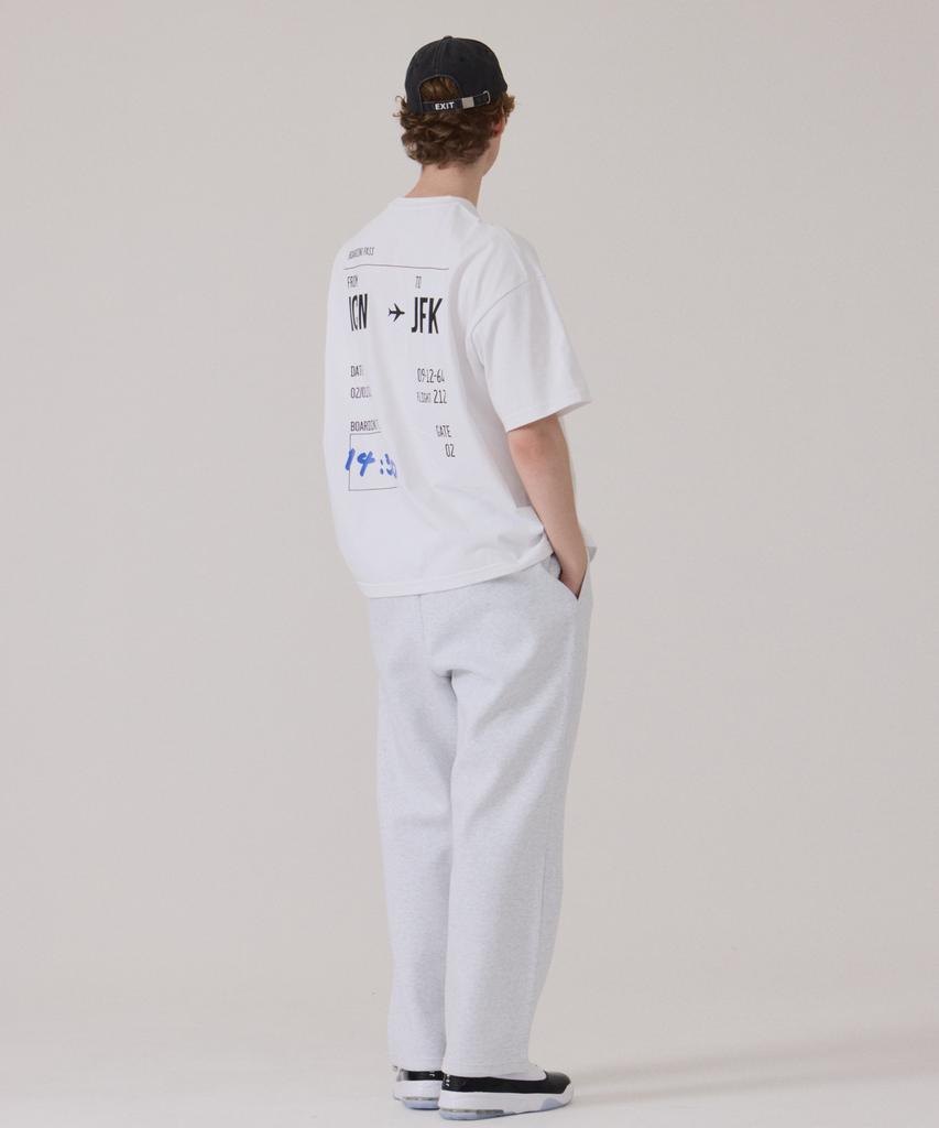 Gesison Travel Oversized Short Sleeve T-Shirt_Action