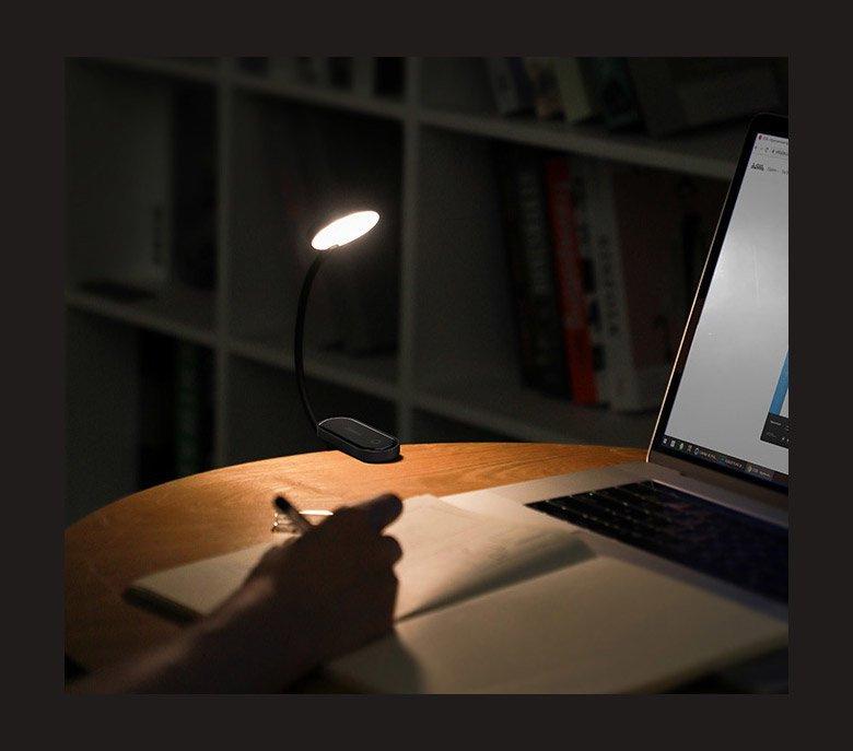 Baseus Mini LED Clip-On Lamp in Grey (DGRAD-0G)