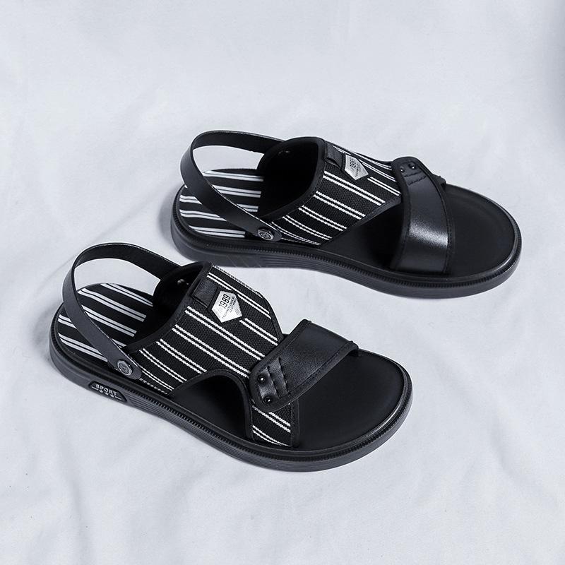 

Тапочки мужские летние нескользящие сандалии 2025 новый тренд дышащие интернет знаменитости слово пляжная обувь 611-R 38 чёрный