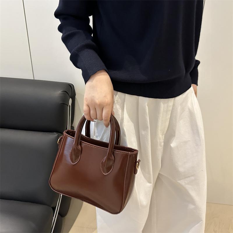 Simple Pu Leather Shoulder Bags for Women Solid Color Vintage Ladies Crossbody Bag Versatile Female Handbags Small Tote Purse