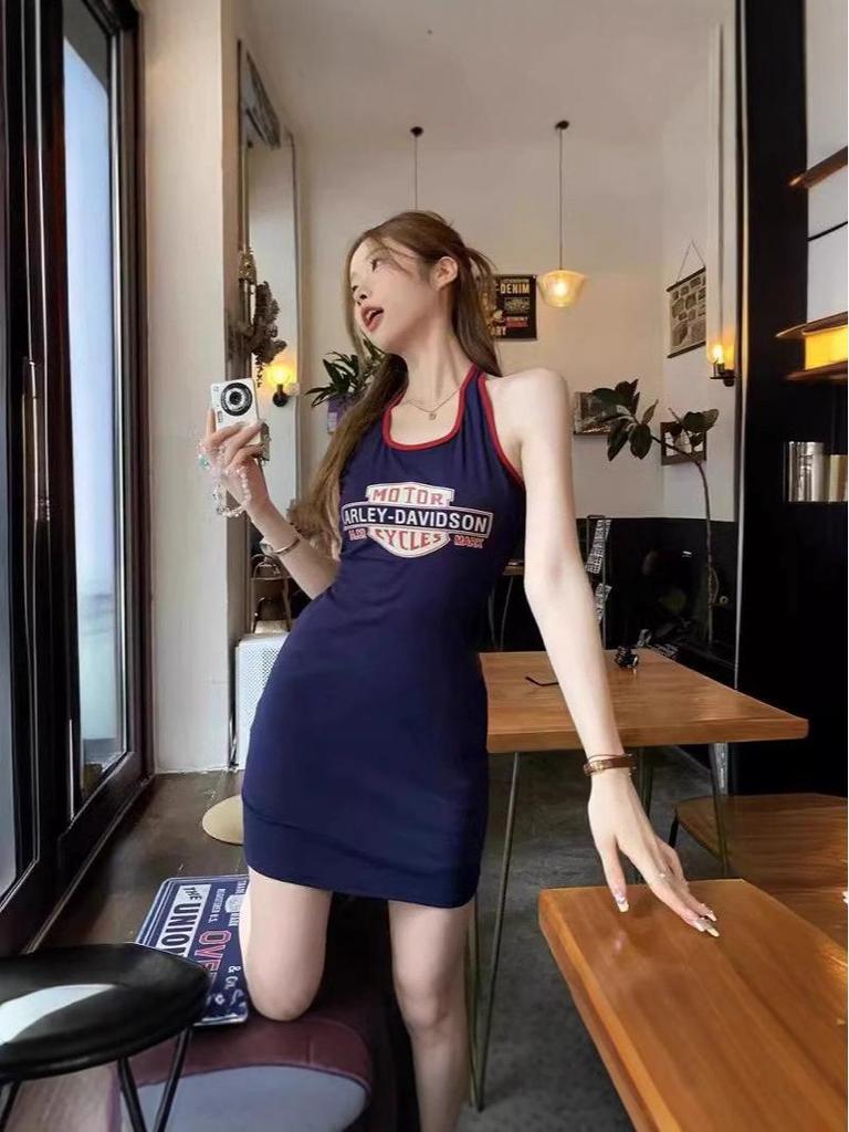 2024 Damen Schlankmachendes Neckholder Dünnes Bodycon Mini Kleid