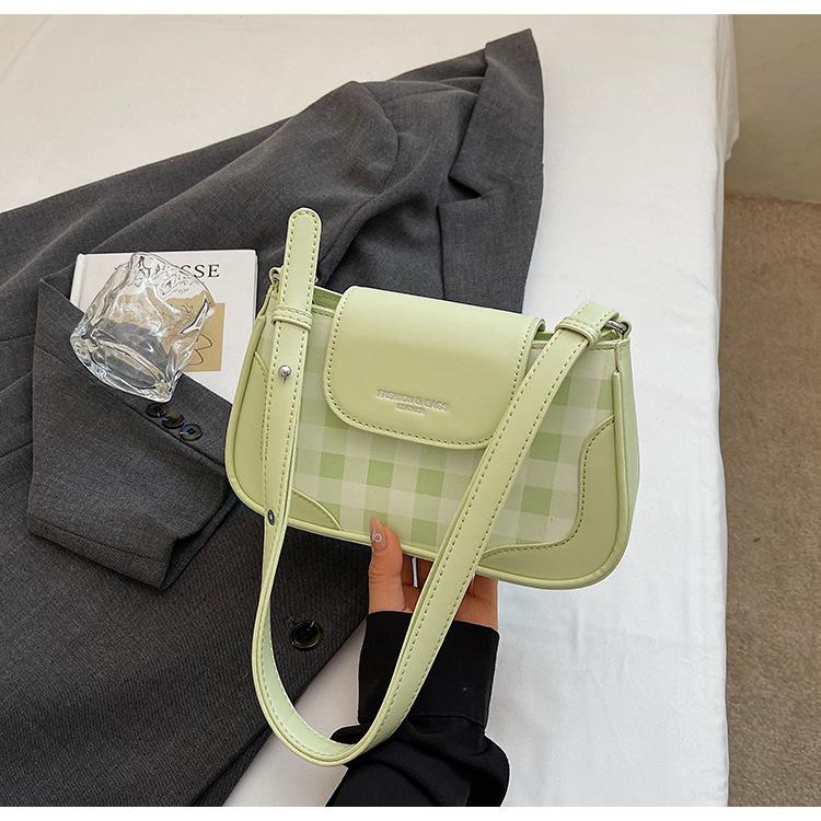 

French niche plaid bag women s 2025 new trendy and versatile foreign style messenger bag fashion temperament shoulder armpit bag зелёный