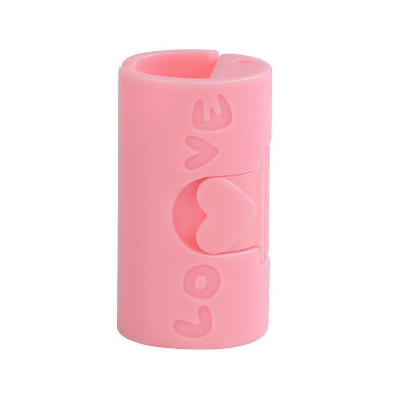 Anti-Slip Bed Sheet and Quilt Fasteners: Secure Clips for Duvets and Sofa Cushions